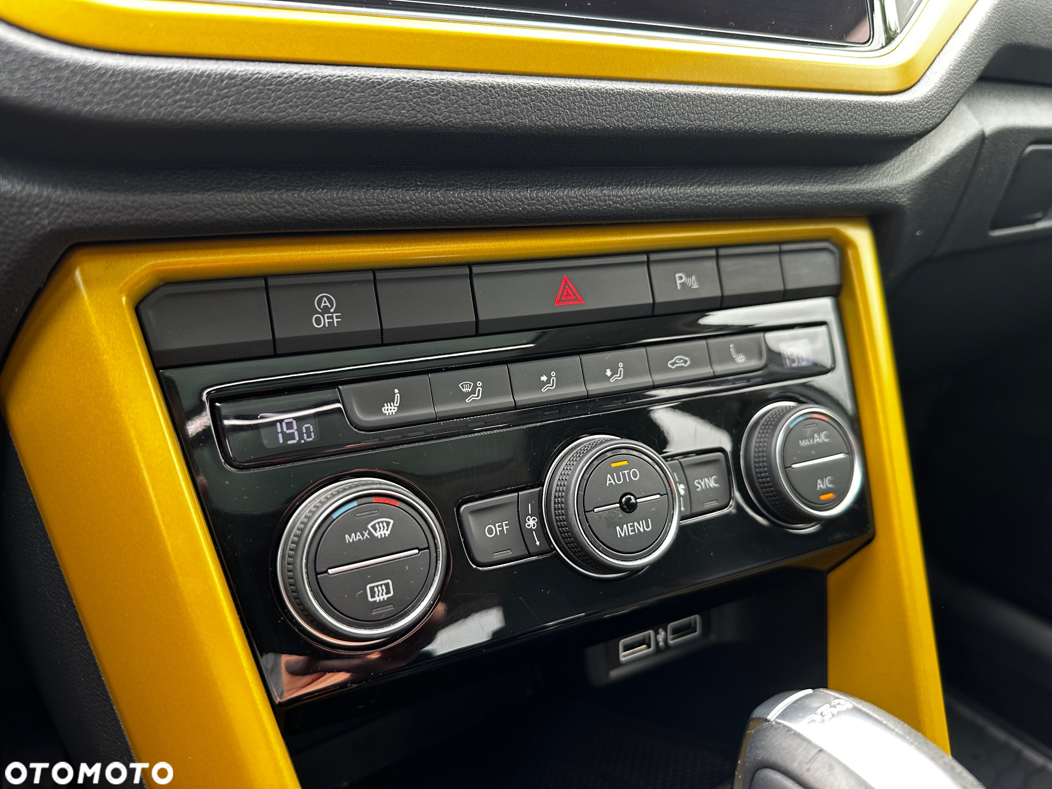 Volkswagen T-Roc 2.0 TDI SCR 4MOTION DSG Style - 30