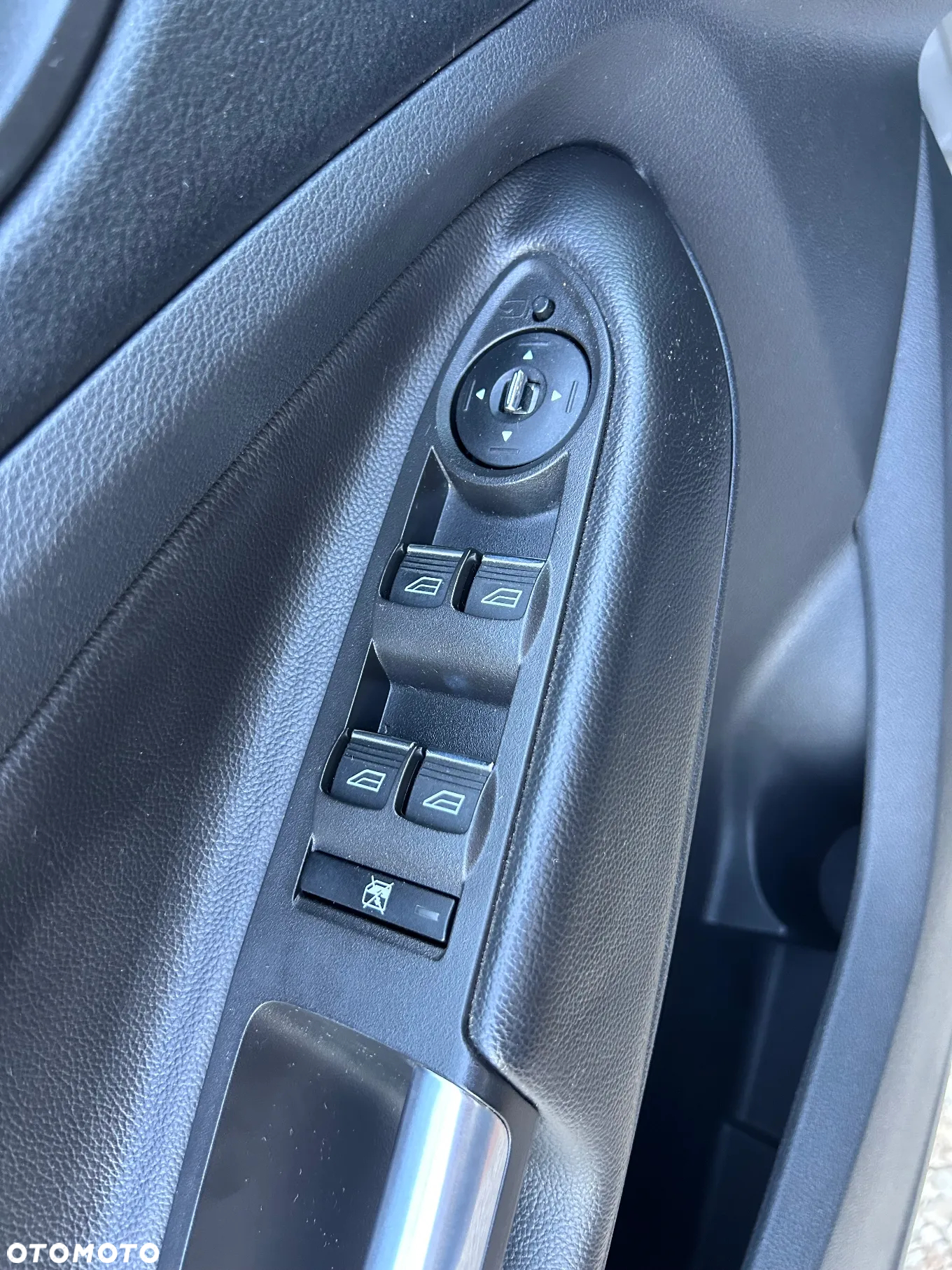 Ford Kuga 2.0 TDCi 4WD Titanium Plus - 16