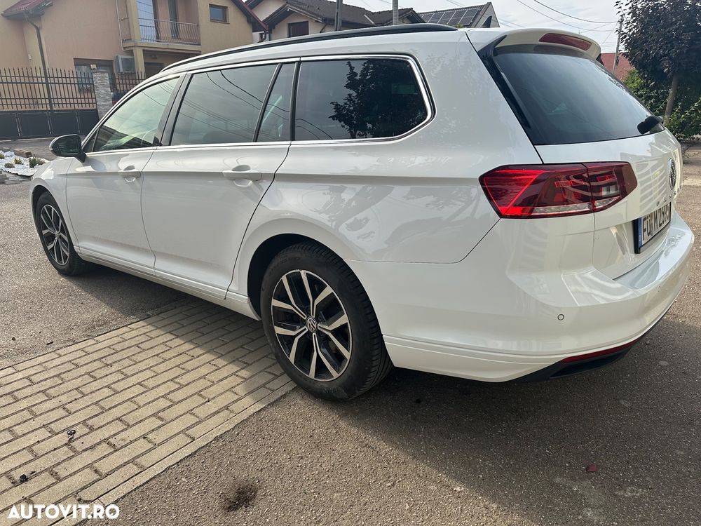 Volkswagen Passat 2.0 TDI SCR DSG Business - 5