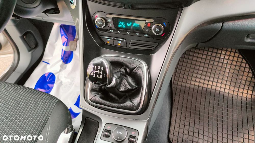 Ford Grand C-MAX 2.0 TDCi Titanium - 27