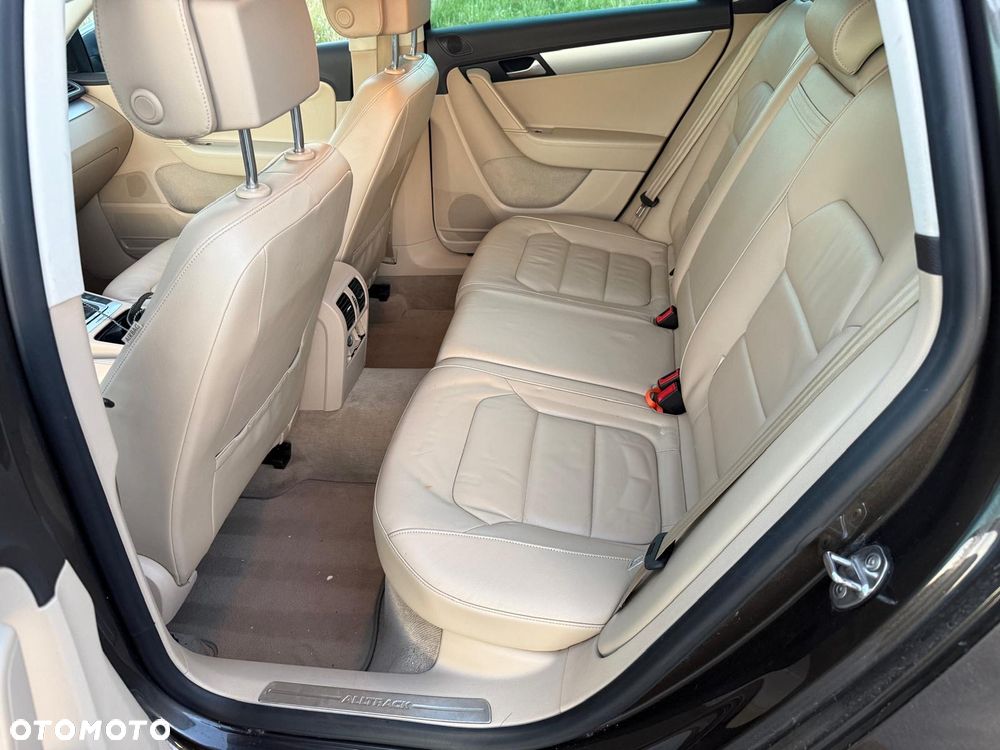 Volkswagen Passat - 7