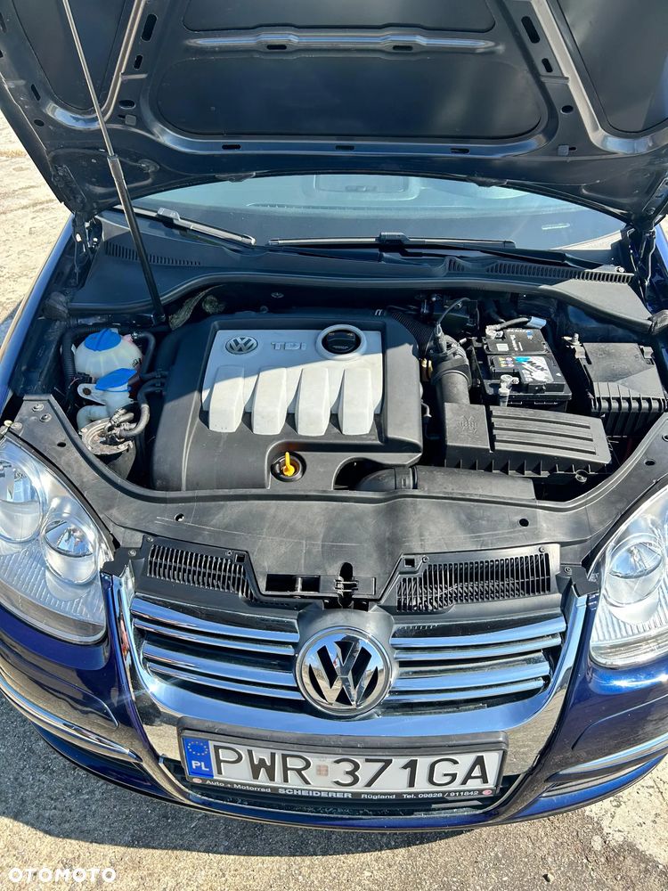 Volkswagen Golf 1.9 TDI Q-Line - 31