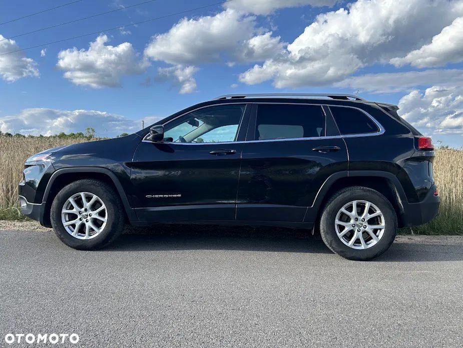 Jeep Cherokee - 17