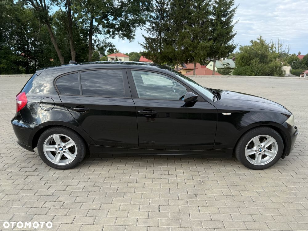 BMW Seria 1 120d - 4