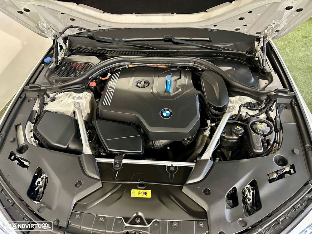 BMW 520 e Pack M - 42