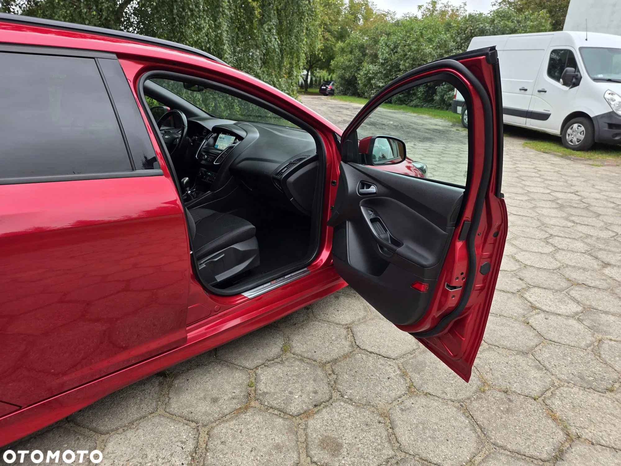 Ford Focus 1.5 EcoBoost Start-Stopp-System ST-Line - 15