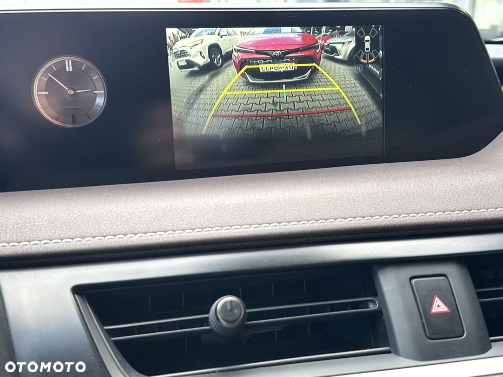 Lexus UX 200 Optimum 2WD - 24