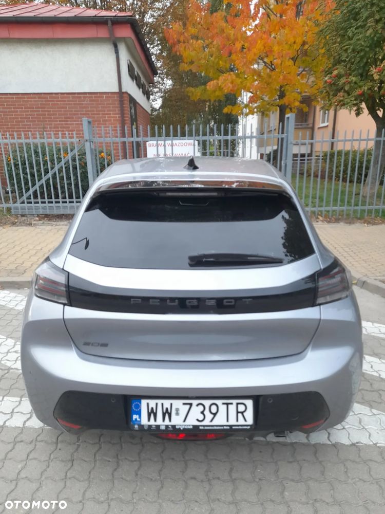 Peugeot 208 - 7