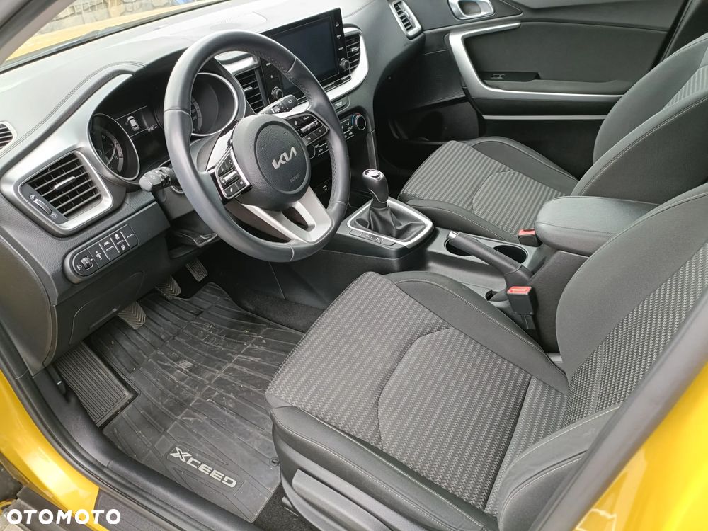 Kia XCeed 1.5 T-GDI M - 9