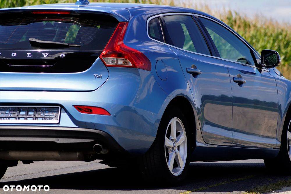 Volvo V40 - 12