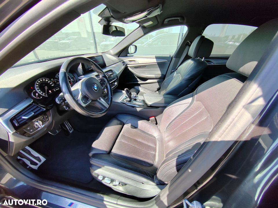 BMW Seria 5 520d xDrive Aut. M Sport Edition - 12