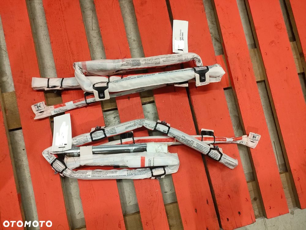 Airbag Kurtyna powietrzna VW Volkswagen Touran 16- Prawa/Lewa - 1