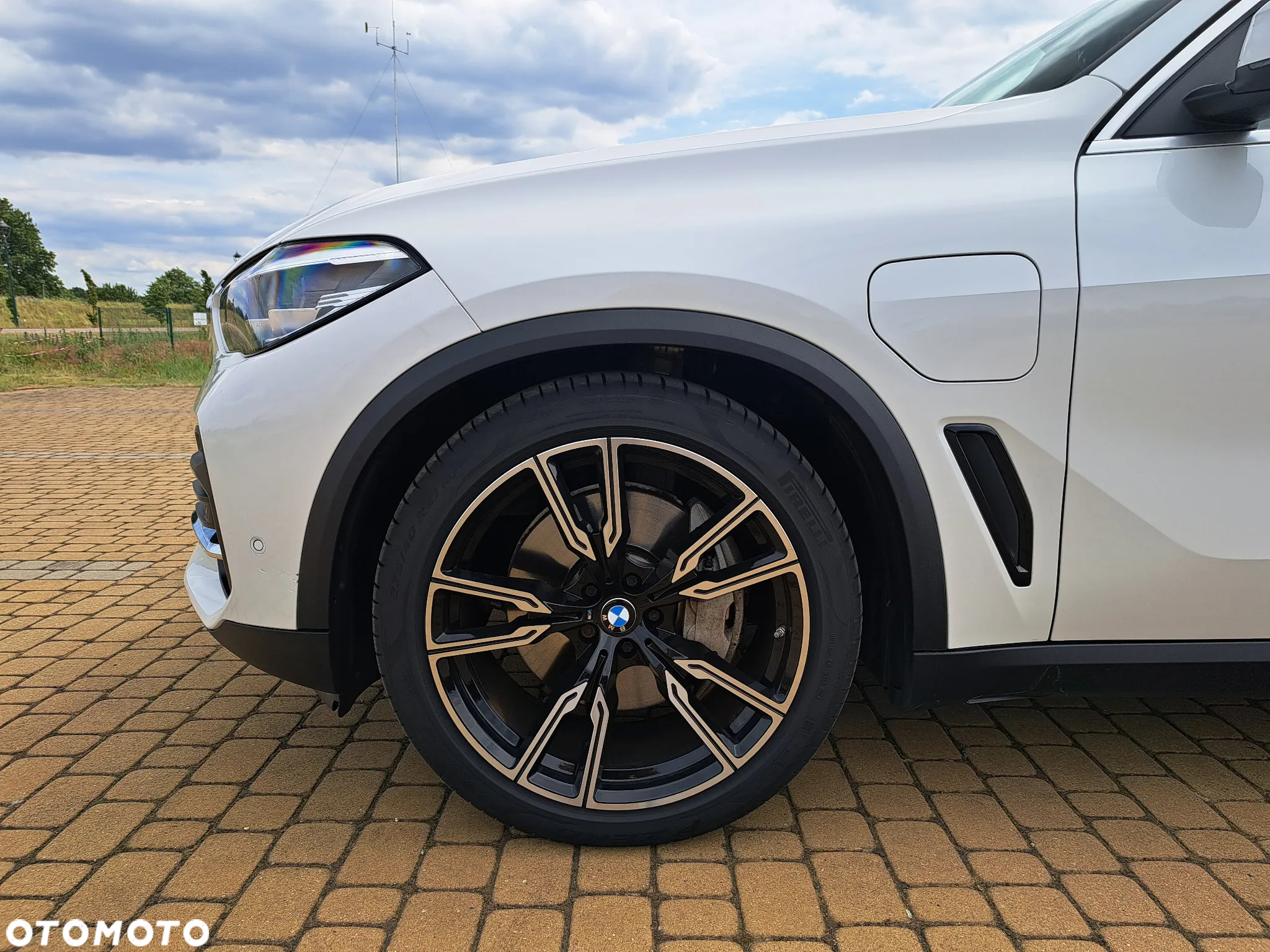 BMW X5 xDrive45e - 22