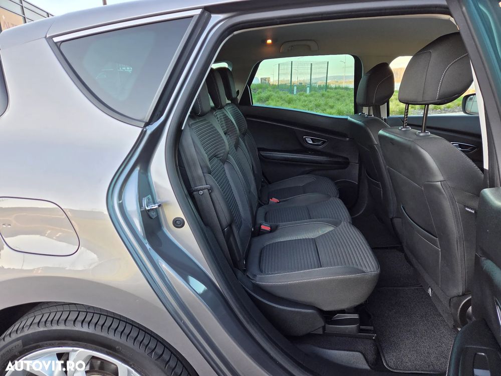 Renault Scenic BLUE dCi 120 BUSINESS EDITION - 24