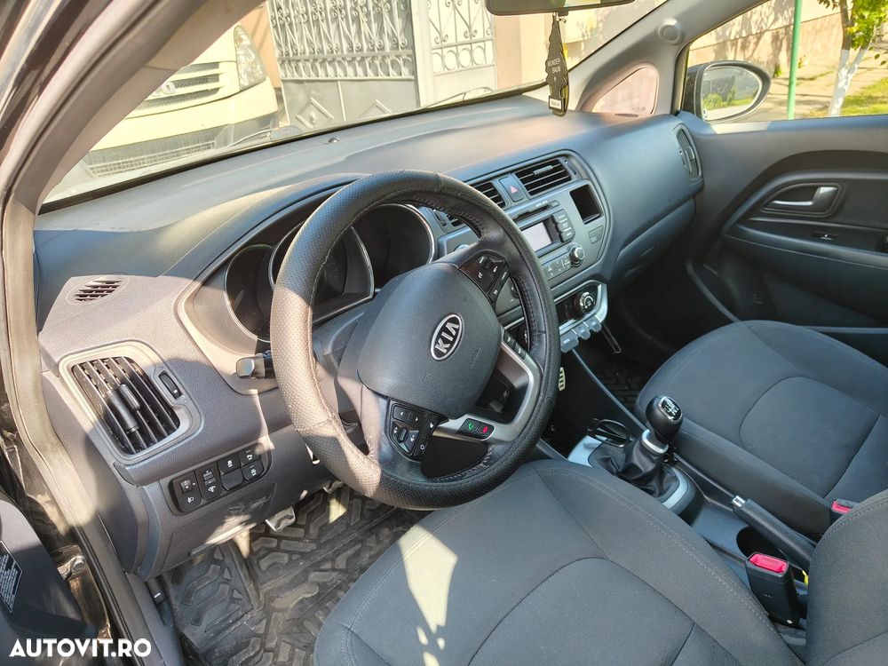 Kia Rio 1.4 DSL Base - 6