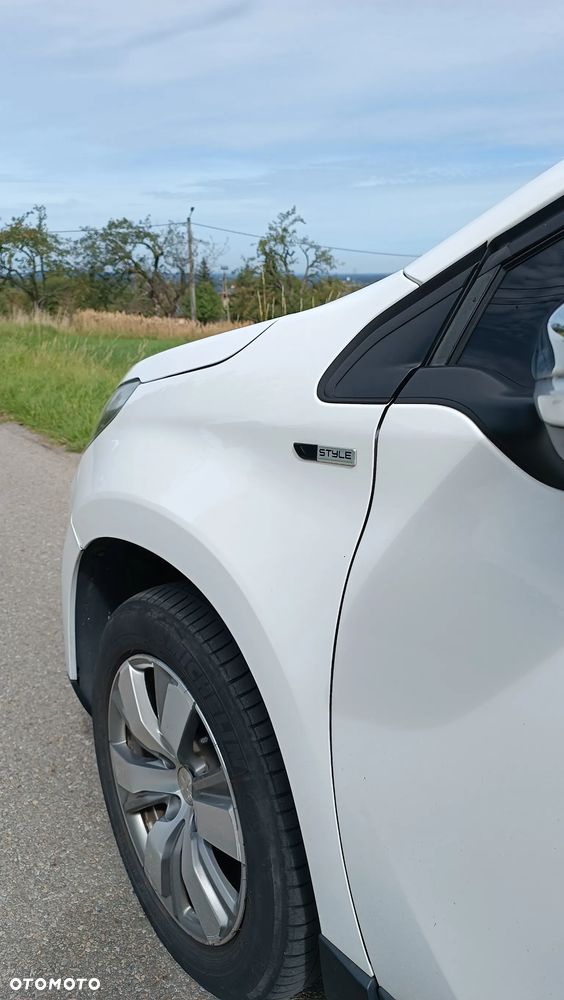 Peugeot 2008 1.6 BlueHDi Style - 7