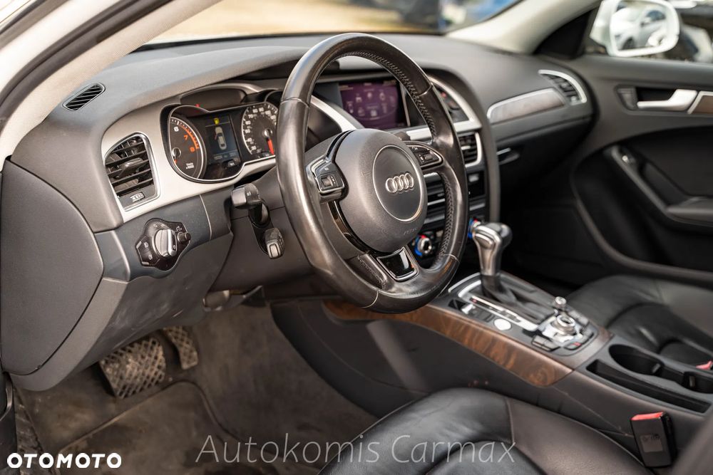 Audi A4 Limousine - 13