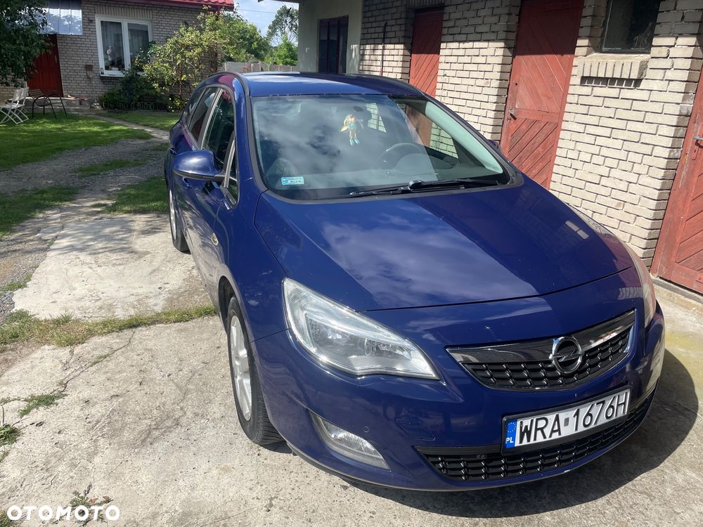 Opel Astra 1.7 CDTI DPF Cosmo - 2