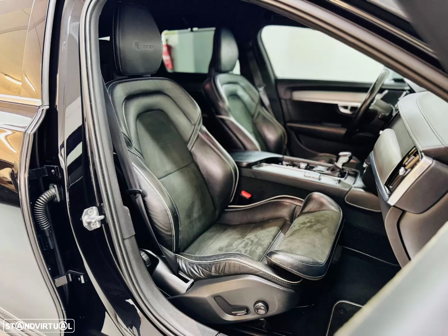 Volvo V90 2.0 D4 R-Design Geartronic - 52