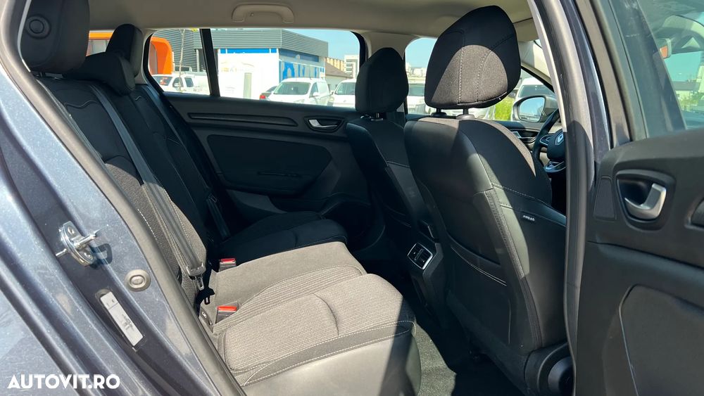 Renault Megane BLUE dCi 115 EDC BUSINESS EDITION - 7