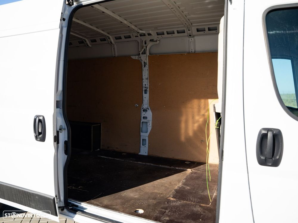 Peugeot Boxer 2.2 BlueHDi 335 L3 CD - 33