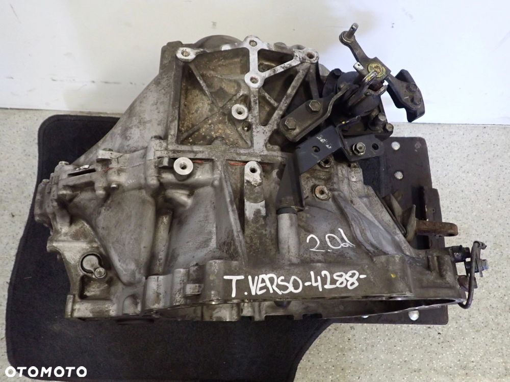 TOYOTA VERSO 2.0 D4D 09- SKRZYNIA BIEGÓW MANUALNA - 2