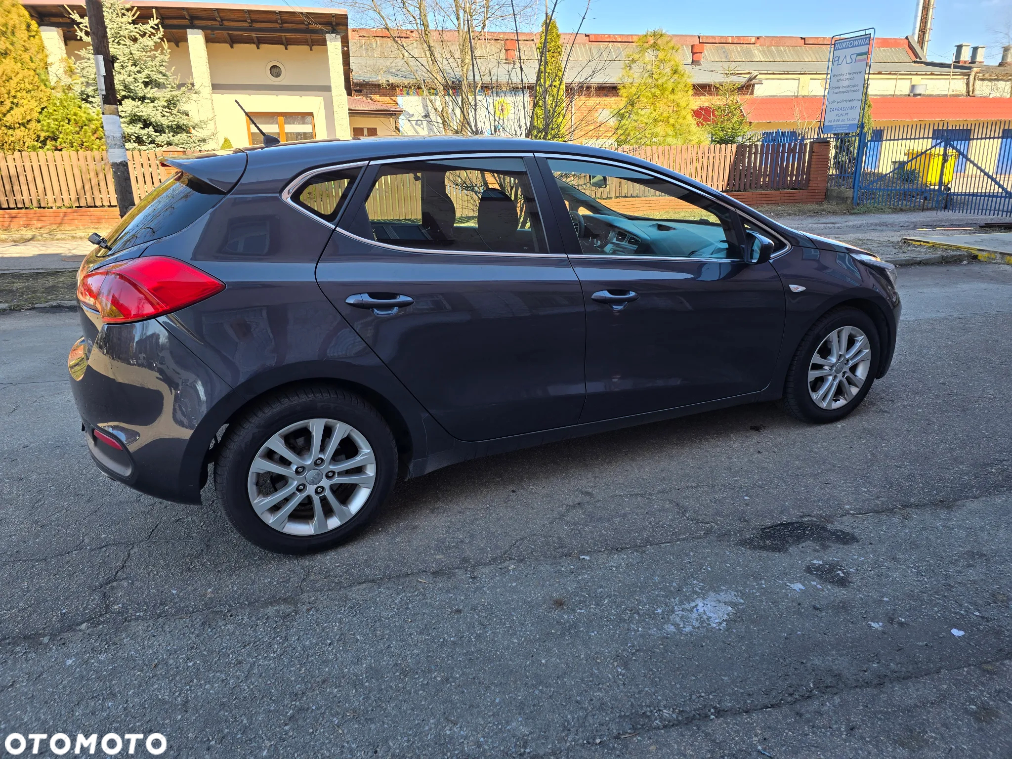 Kia Ceed 1.6 GDI Edition 7 - 10