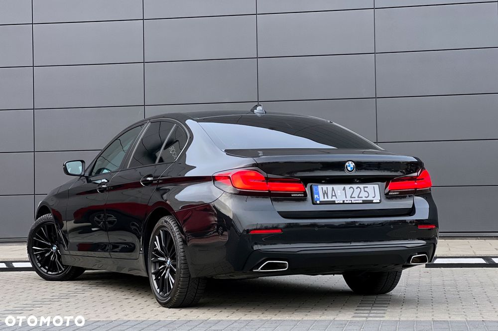 BMW Seria 5 520d Efficient Dynamics Edition Sport Line - 12