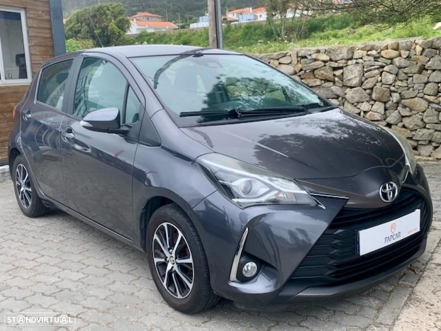 Toyota Yaris 1.4 D-4D Comfort+P.Style - 1
