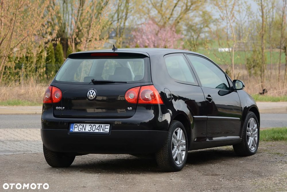 Volkswagen Golf 1.6 Edition - 7