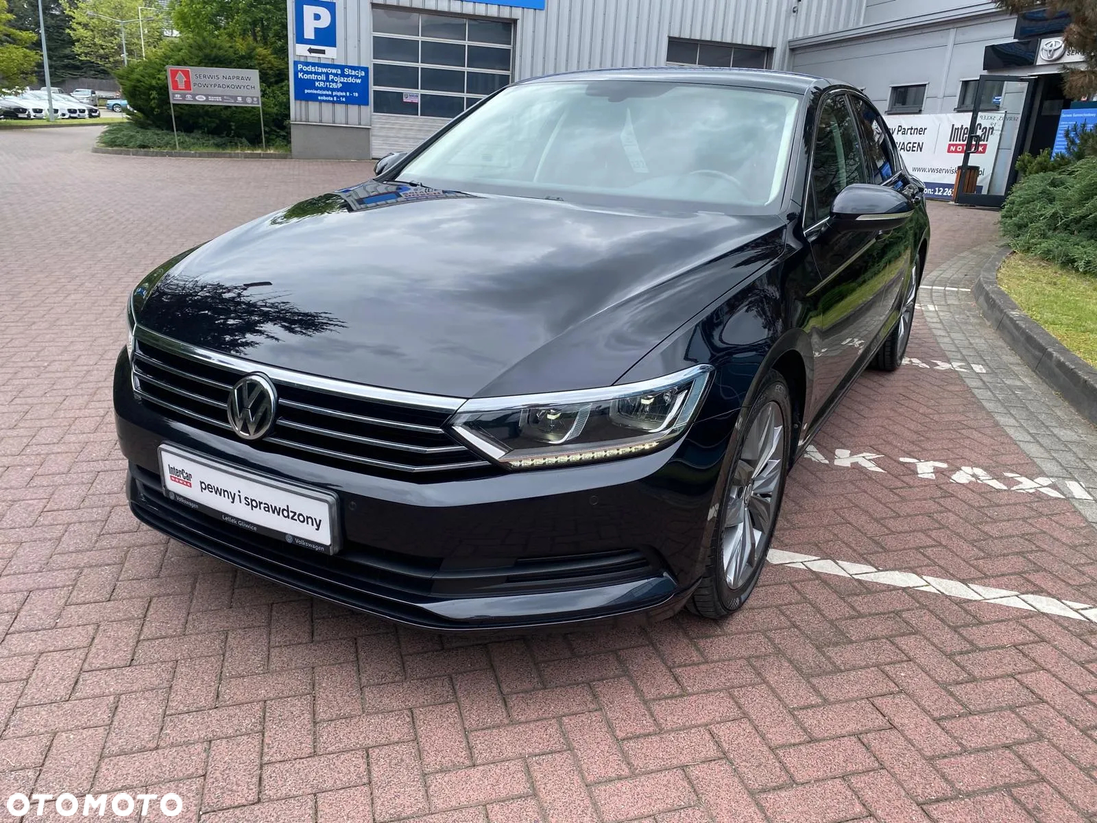 Volkswagen Passat 1.6 TDI BMT Comfortline - 5