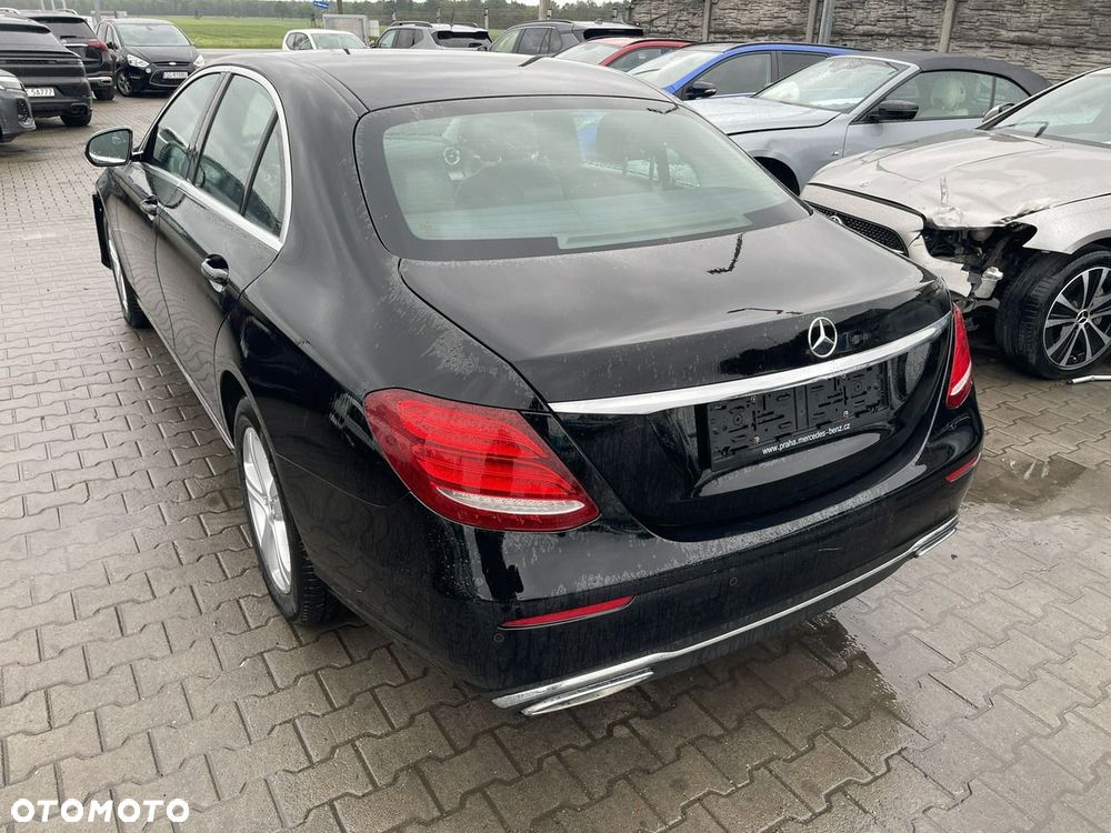 Mercedes-Benz Klasa E 220 d Avantgarde - 5
