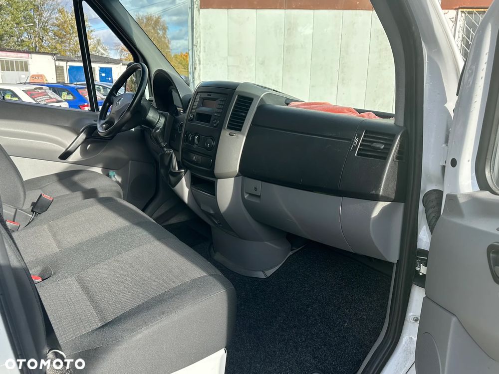 Mercedes-Benz Sprinter 311 - 14