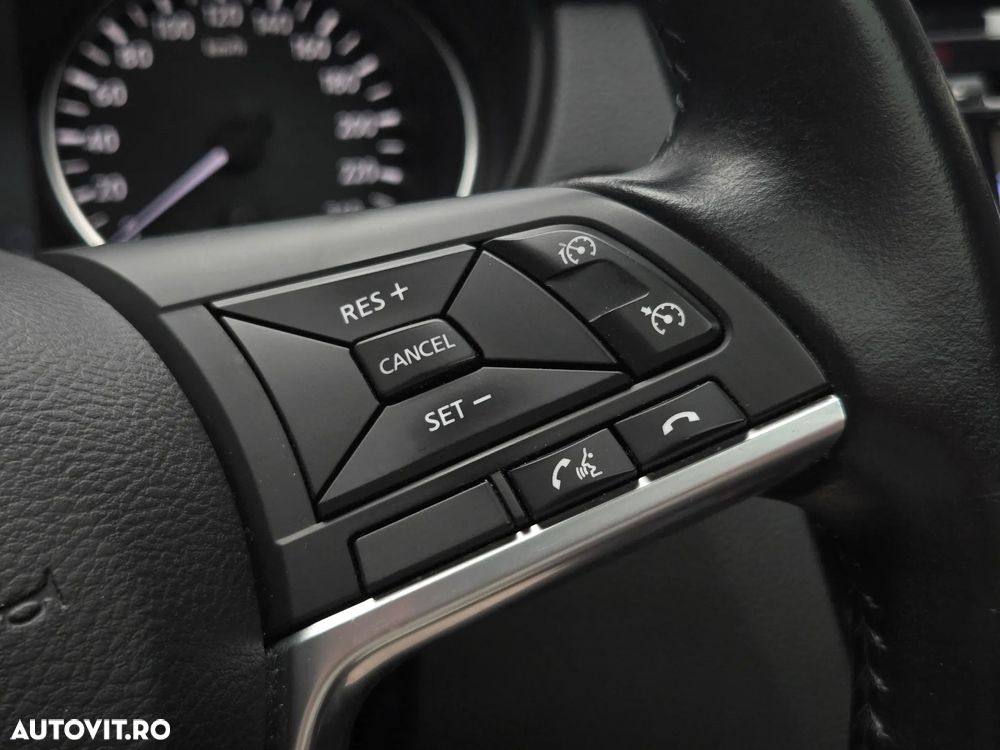 Nissan Qashqai 1.5 DCI TEKNA - 32