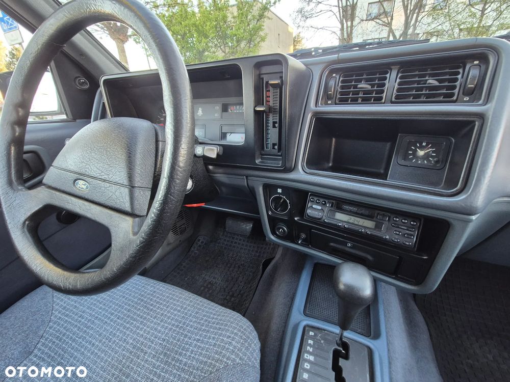 Ford Sierra - 17