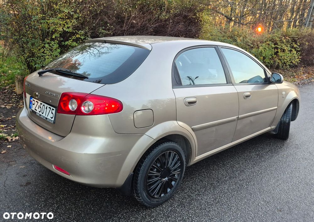 Chevrolet Lacetti 1.6 CDX / Platinum - 2