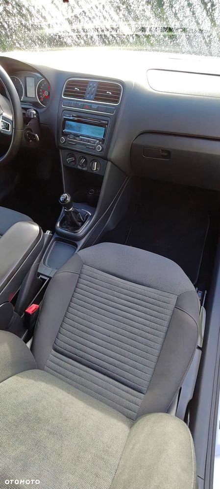 Volkswagen Polo - 12