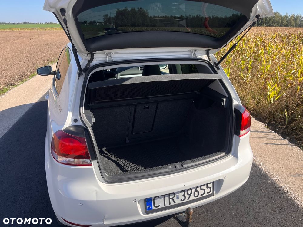 Volkswagen Golf - 2