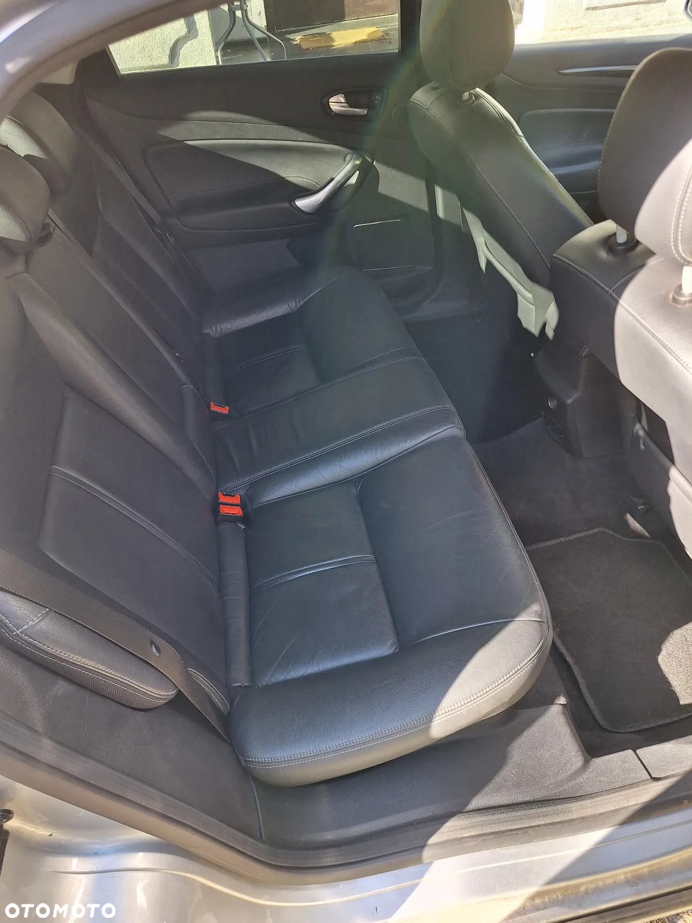 Ford Mondeo 2.0 TDCi Ghia - 7