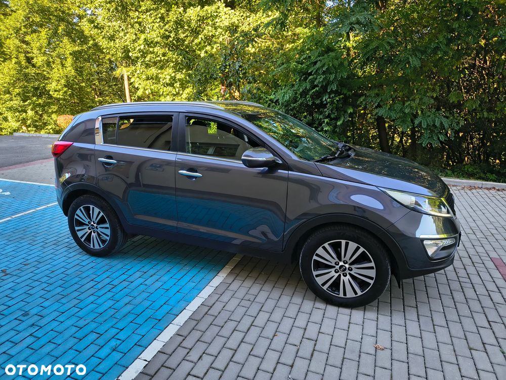 Kia Sportage 1.7 CRDI 2WD ISG Dream-Team Edition - 4