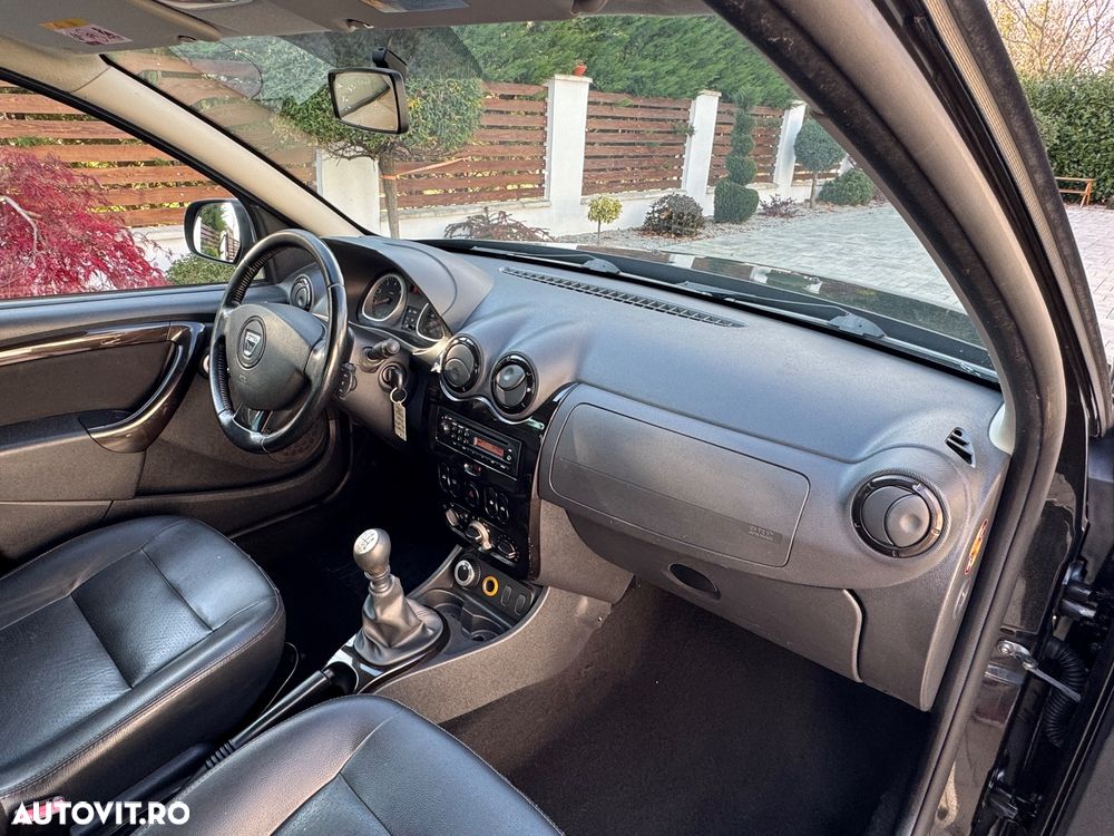 Dacia Duster 1.6 4x4 Prestige - 17