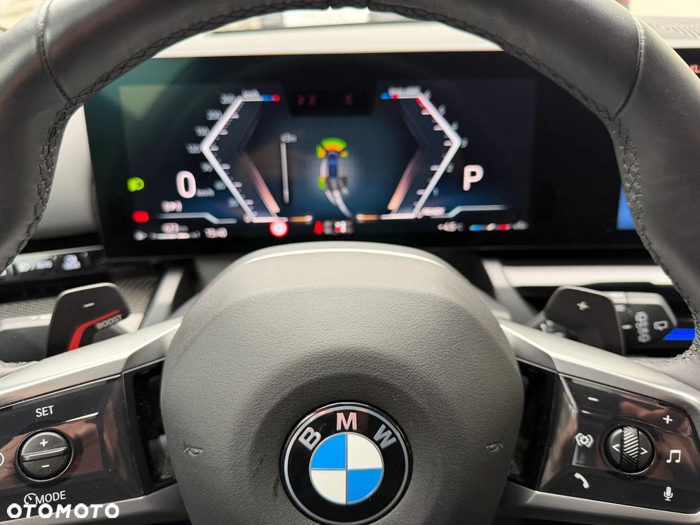 BMW Seria 5 520d mHEV - 28