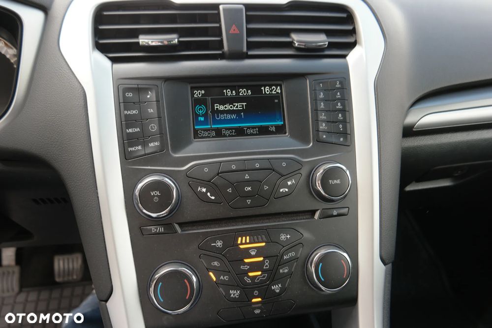 Ford Mondeo - 26