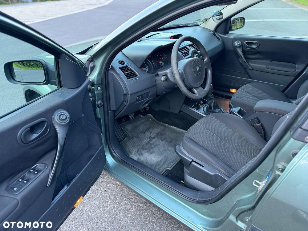 Renault Megane 1.6 Confort Expression - 5