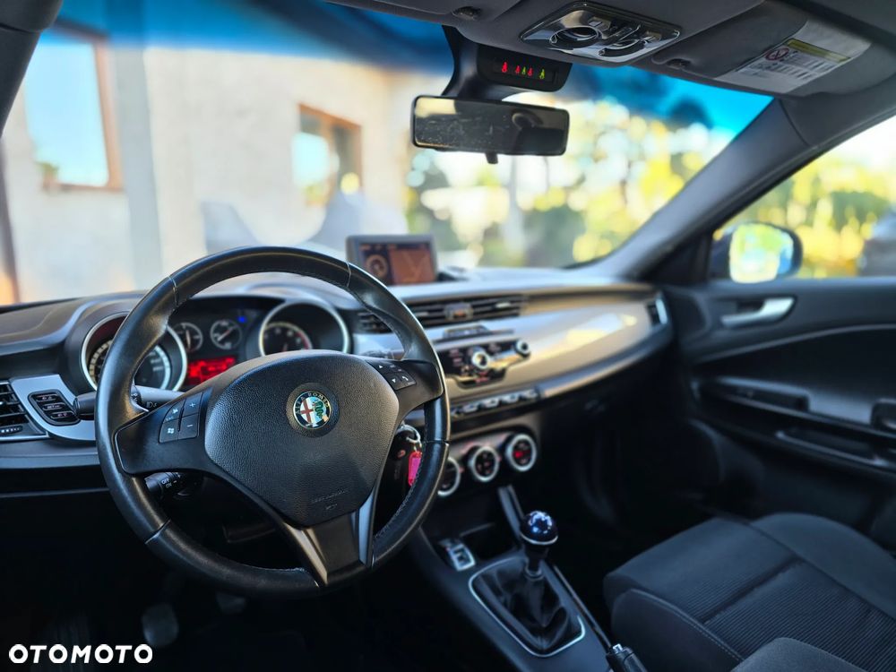 Alfa Romeo Giulietta - 24