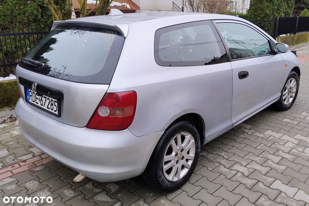 Honda Civic 1.4i S - 7