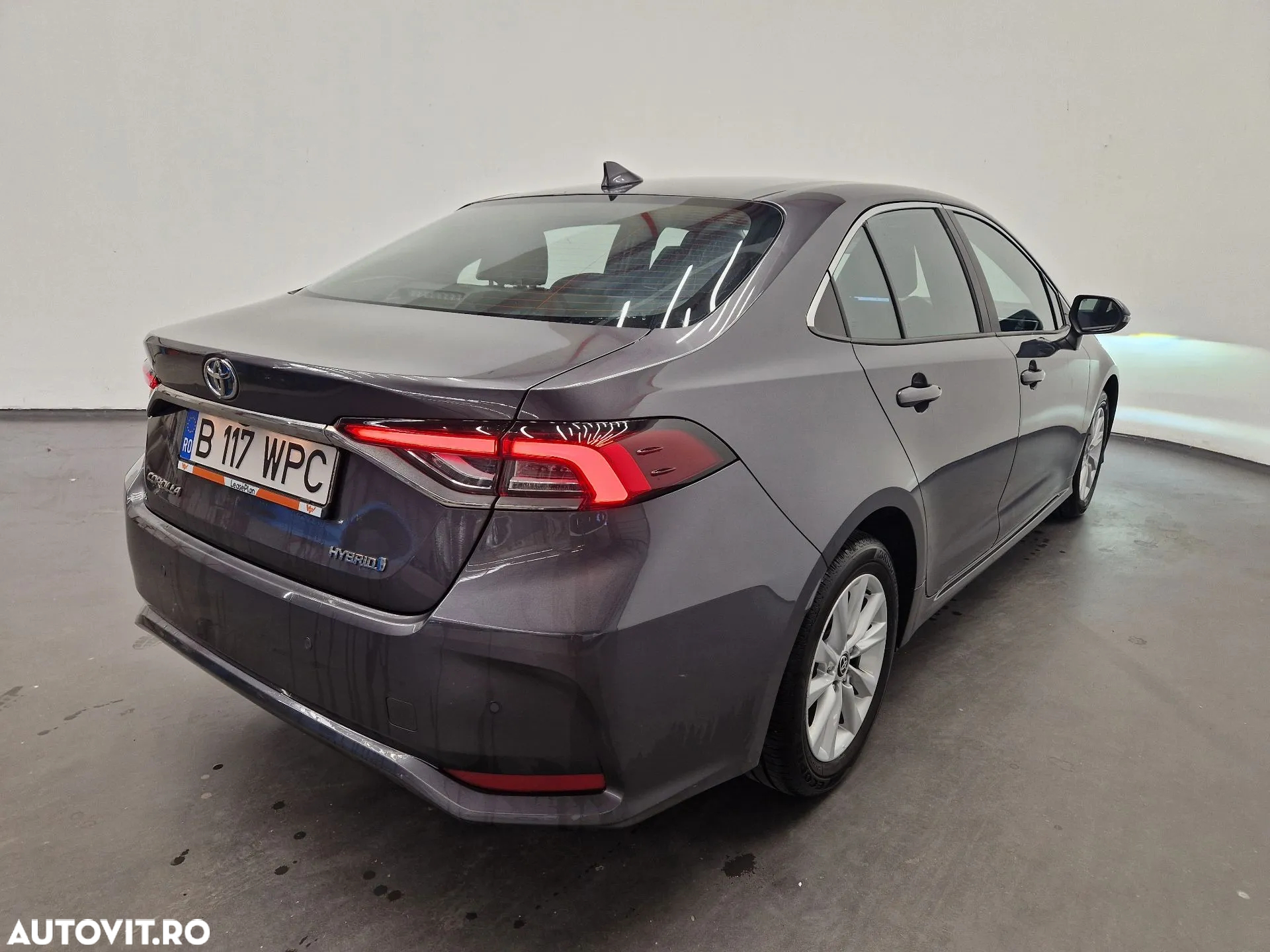 Toyota Corolla - 3