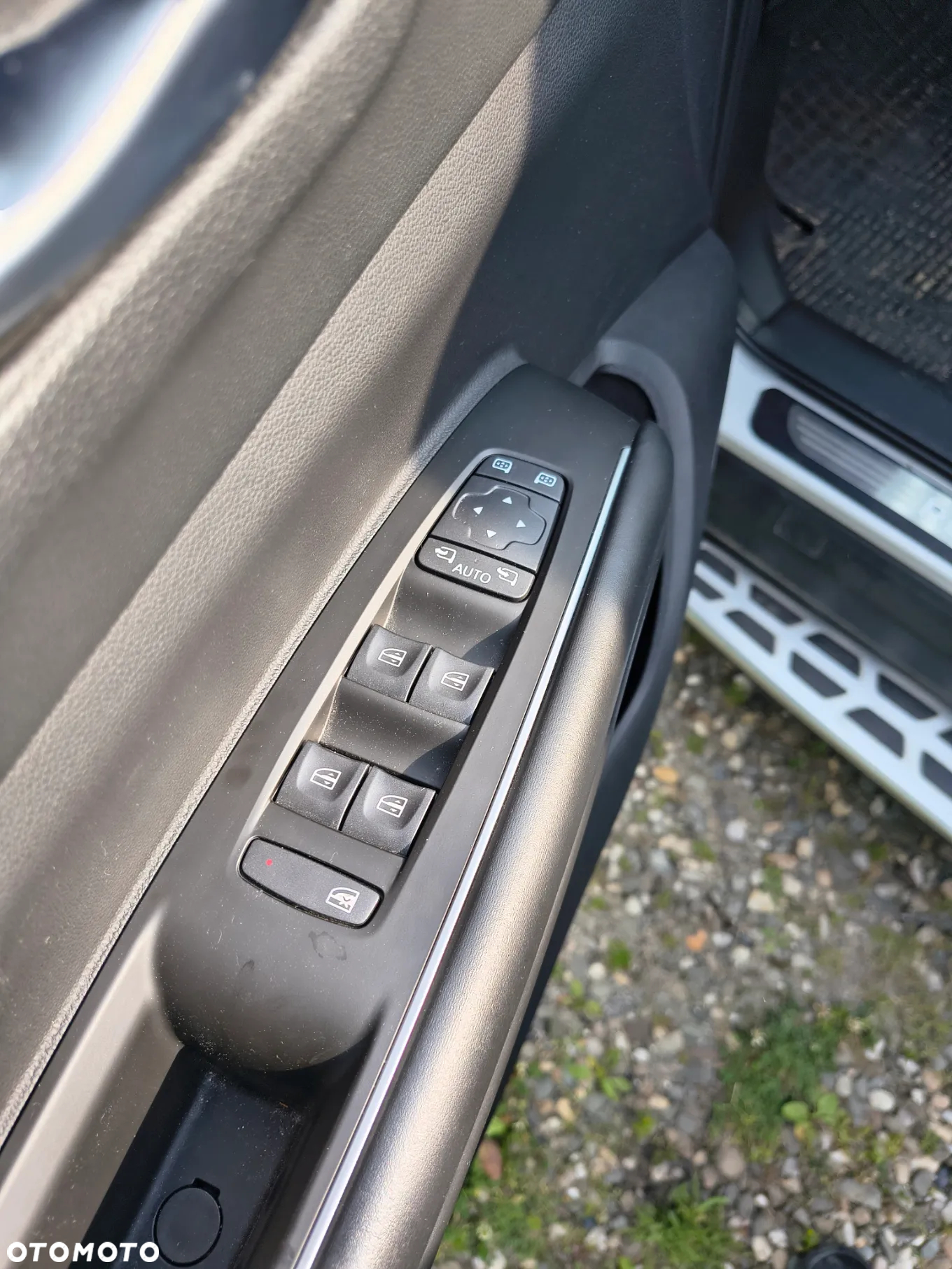 Renault Koleos 2.0 Blue dCi Initiale Paris 4x4 X-Tronic - 19