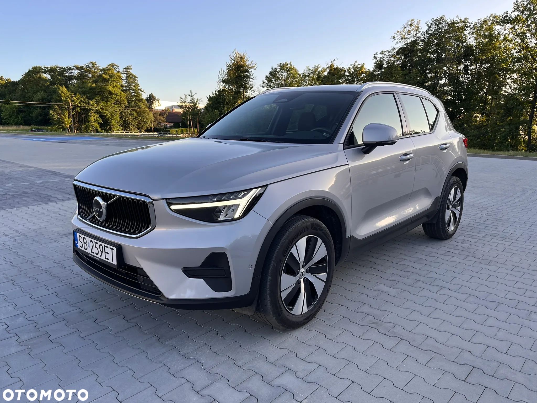Volvo XC 40 B3 Core - 1