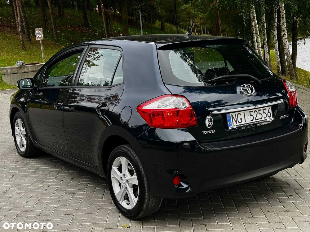 Toyota Auris - 3